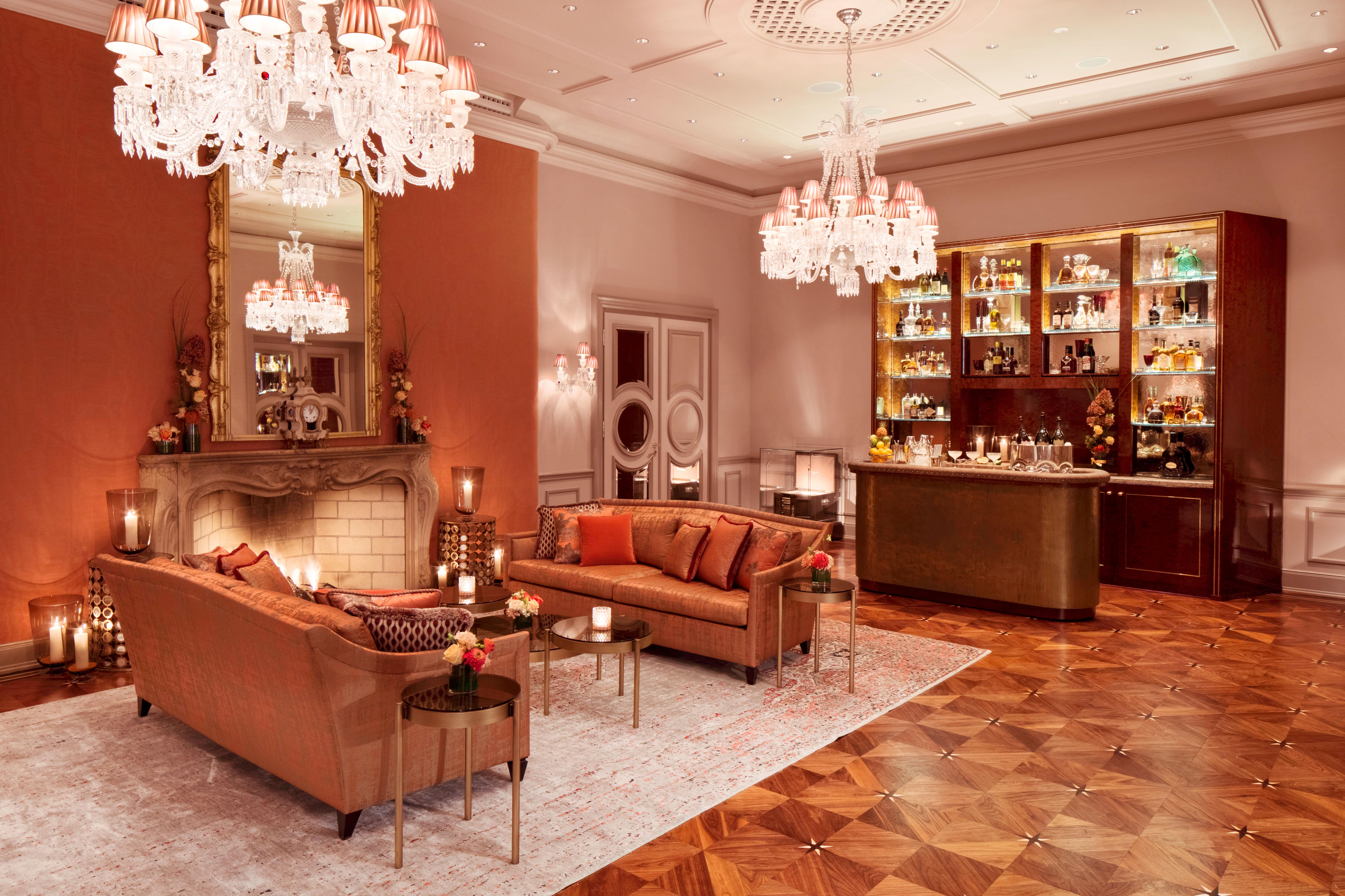 המבורג Fairmont Hotel Vier Jahreszeiten מראה חיצוני תמונה The Drawing Room at The Ivy