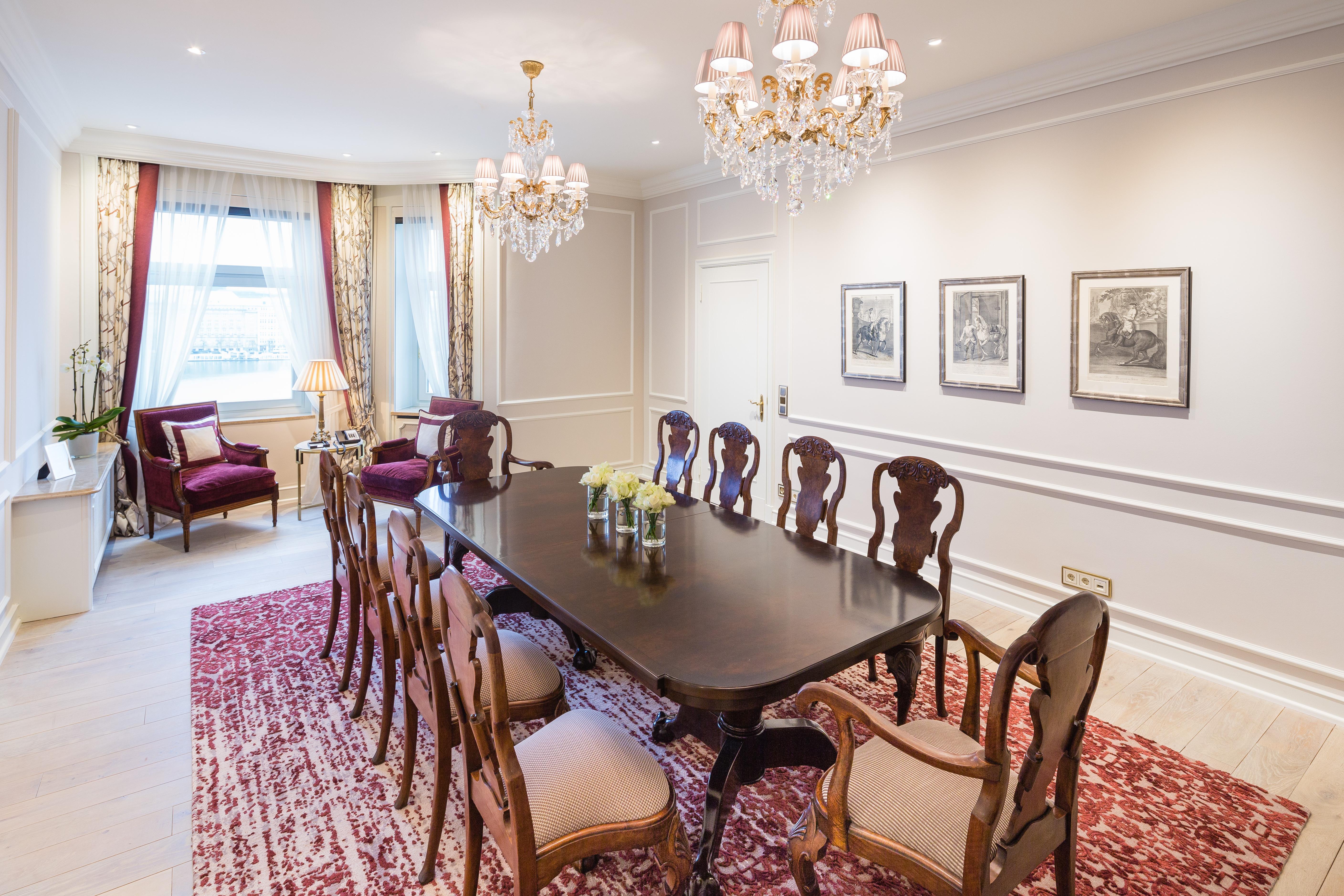 המבורג Fairmont Hotel Vier Jahreszeiten מראה חיצוני תמונה Dining room